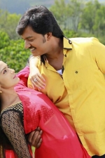 aarambame-attakasam-movie-stills-023