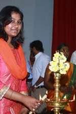 indha-nilai-maaranum-stills-016