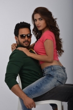 kadaisi-bench-karthik-stills-024