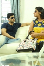 rajavin-paarvai-raniyin-pakkam-movie-stills-014