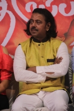 thiruppathi-samy-kudumbam-audio-stills-014