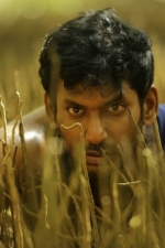 thupparivaalan-movie-stills-035