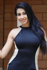 actress-urmila-gayathri-stills-001