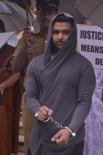 yaar-ivan-movie-stills-001