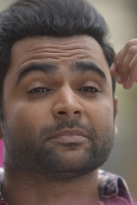 yaar-ivan-stills-008