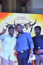 yaman-movie-team-stills-020