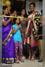 meera-mithun-salon-launch-stills-003
