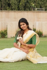 actress-ashima-narwal-stills-014