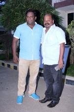 kadavul-irukaan-kumaru-teaser-stills-002