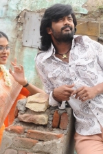 kadhal-munnetra-kazhagam-movie-stills-030