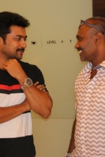 kadugu-movie-premier-show-stills-005