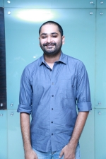 kadugu-movie-premier-show-stills-015
