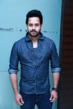 kadugu-movie-premier-show-stills-021