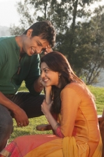 kavalai-vendam-movie-stills-009