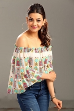 kavalai-vendam-movie-stills-026