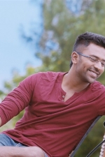 koditta-idangalai-nirappuga-stills-005