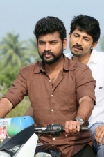 mannar-vagaiyara-movie-stills-011