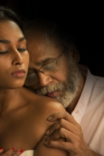 oru-iyakkunarin-kadhal-diary-movie-stills-025