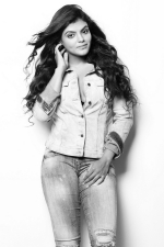 actress-tejashree-stills-005