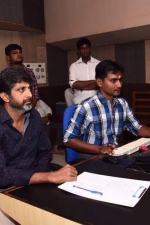 velaikkaran-dubbing-stills-005