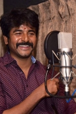 velaikkaran-dubbing-stills-006
