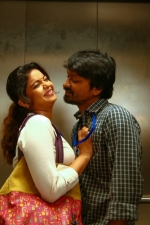 krishna-swathi-in-yaakkai-movie-stills-020