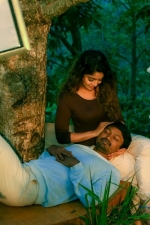 krishna-swathi-in-yaakkai-movie-stills-059