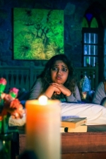 krishna-swathi-in-yaakkai-movie-stills-065