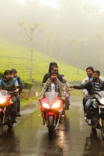 krishna-swathi-in-yaakkai-movie-stills-071