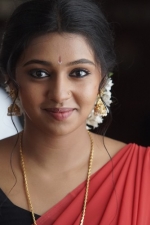 yms-lakshmi-menon-stills-025