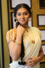 yms-lakshmi-menon-stills-030